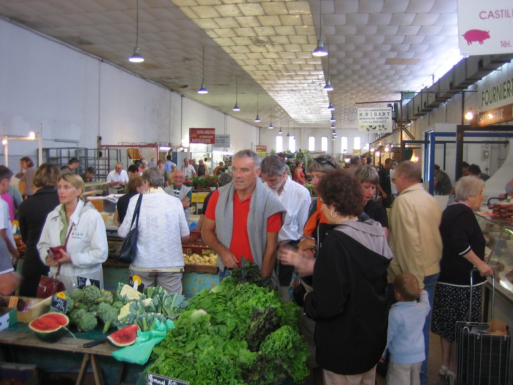 Indoor market 